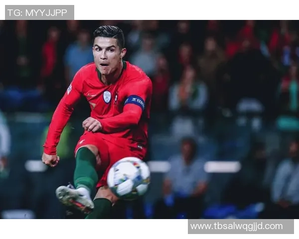 足球巨星跨界挑战音乐舞台 展现不为人知的歌唱天赋