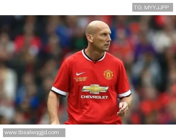 世界足坛2号球衣传奇人物盘点 从贝尔到阿尔维斯的光辉足迹 世界足坛2号球衣传奇人物盘点 从贝尔到阿尔维斯的光辉足迹